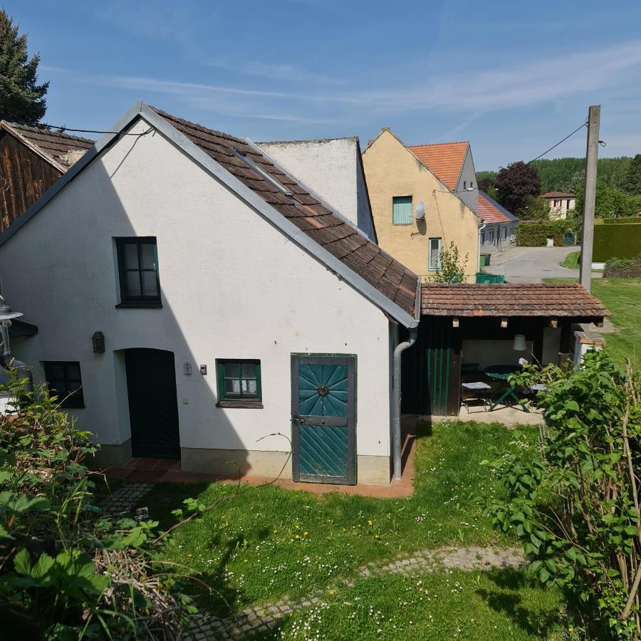 Landhaus Nitsch Appartement - Gästehaus Nitsch Appartement Prinzendorf an Der Zaya Exterior foto